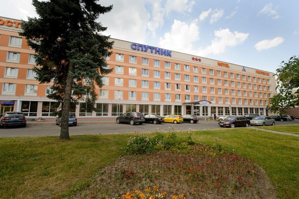 Sputnik Hotel Минск Екстериор снимка